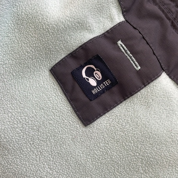 Hollister All-Weather Jacket - Picture 11 of 15